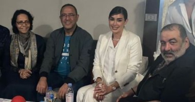 مسلسل الشادر