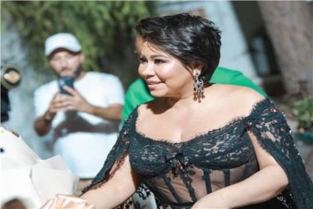 الفنانة شيرين عبد الوهاب