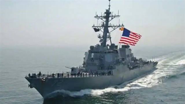 سفينة حربية أمريكية