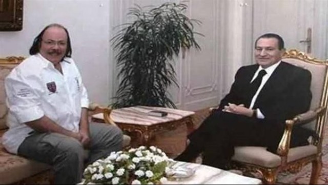 الرئيس الأسبق حسني مبارك وطلعت زكريا