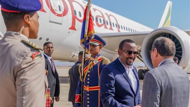 رئيس الوزراء الأثيوبي يصل شرم الشيخ قمة المناخ