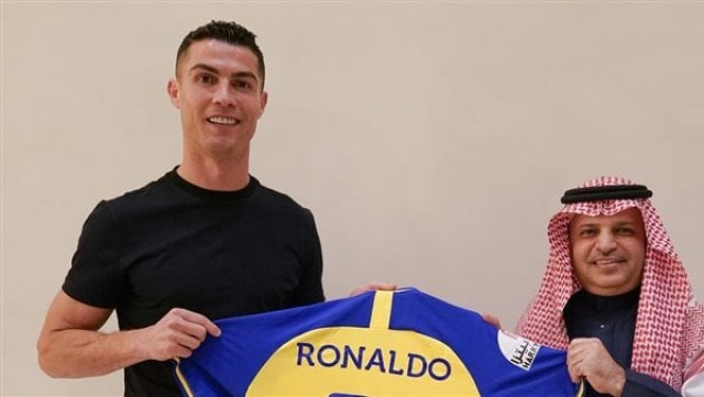 رونالدو ينتقل إلى النصر السعودي