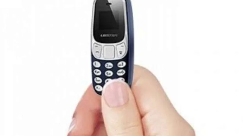 أصغر هاتف