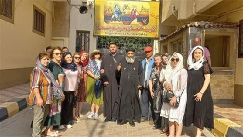 وفود سياحية تزور كنيسة السيدة العذراء مريم بكفر الشيخ