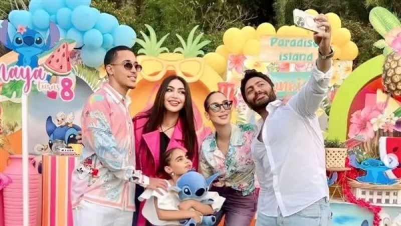 تامر حسني وبسمة بوسيل يحتفلان بعيد ميلاد ابنتهما