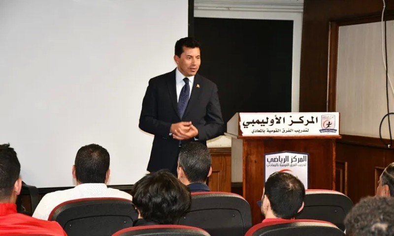 وزير الشباب والرياضة-أشرف صبحي