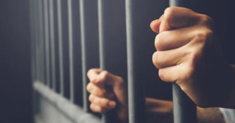 السجن 3 سنوات وغرامة 50 ألف جنيه لمتهم بالإتجار فى المخدرات بسوهاج