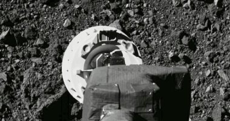 وكالة ناسا تكشف عن حمولة مركبة OSIRIS-REx من كويكب بينو.. فى هذا الموعد