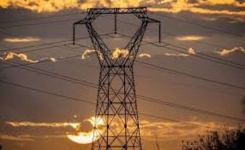 مجلس الوزراء يكشف الأسباب الحقيقية وراء عودة انقطاع التيار الكهربائي