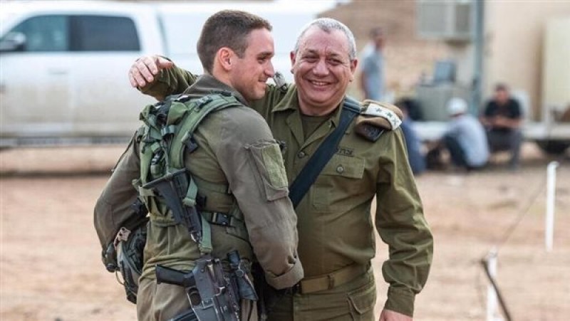مقتل نجل وزير الحرب الإسرائيلي ورئيس الأركان السابق في اشتباكات بغزة