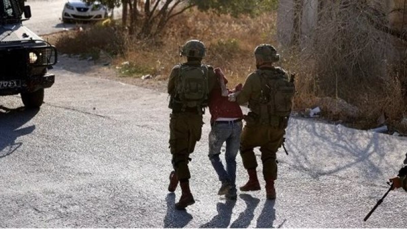 شئون الأسرى: الاحتلال الإسرائيلي يعتقل 44 فلسطينيًا في الضفة الغربية.. التفاصيل