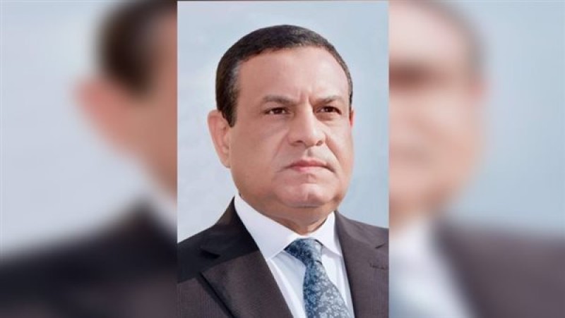 اللواء هشام آمنه وزير التنمية المحلية