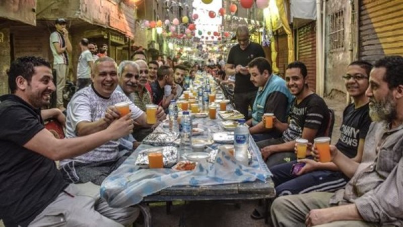 بلوجر فلسطينية تكشف تجربتها الأولى في زيارة مصر.. «شوارعها بتحضنك»